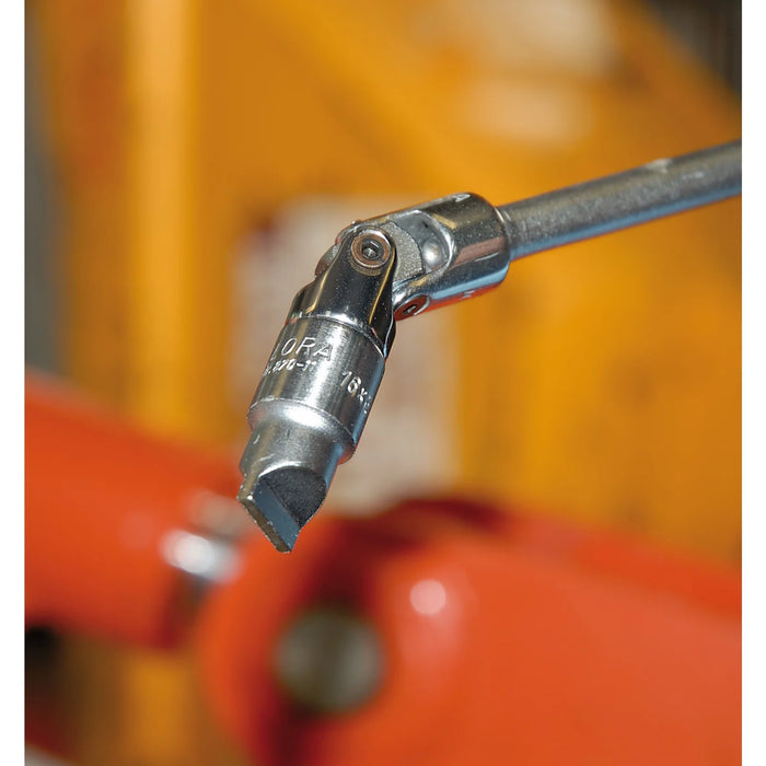 Elora Plain Slot Screwdriver Socket, 3/8" Sq. Dr., 3mm - 870-11