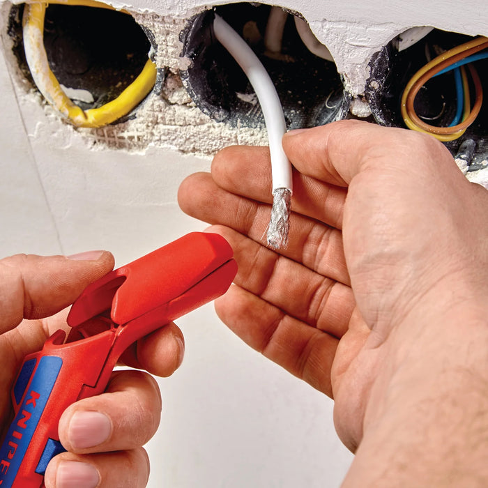 KNIPEX 16 95 02 SB ErgoStrip® Universal Stripping Tool for Left-Handers, 135mm