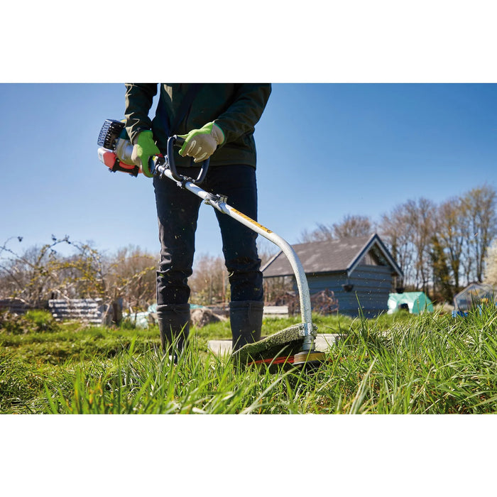Draper 2-in-1 Petrol Grass and Hedge Trimmer, 33cc/2HP - GTP32