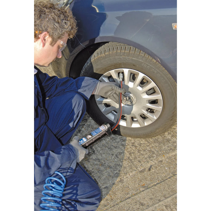 Draper Expert Professional Air Line Inflator with Lock-On Connector - ALG44