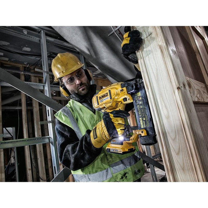 Dewalt Power Tools DCN680N Brushless XR 18 Gauge Brad Nailer 18V Bare Unit DeWALT Power Tools - Town Tools