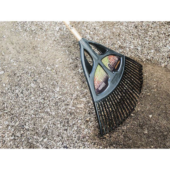 Fiskars Classic Large Leaf Rake Fiskars - Town Tools