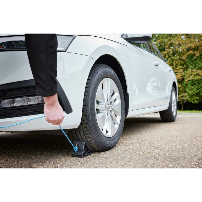 Draper Plastic Wheel Chocks, 2 Tonne (Pair) - PWC1