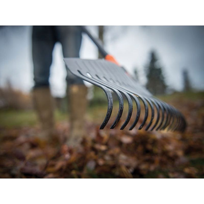 Fiskars Solid™ Leaf Rake - Large Fiskars - Town Tools