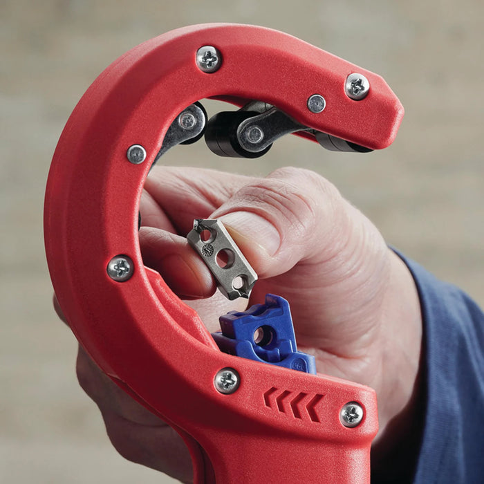 KNIPEX 90 23 01 BK DP50 Pipe Cutter for Plastic Drain Pipes, 165mm - 90 23 01 BK