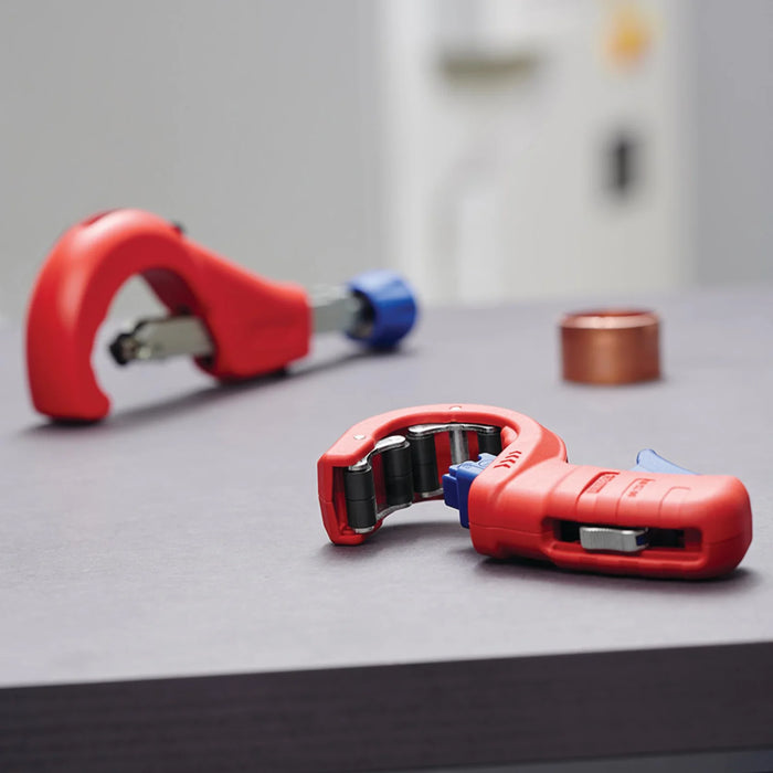 KNIPEX 90 31 03 BK TubiX® XL Pipe Cutter, 260mm - 90 31 03 BK