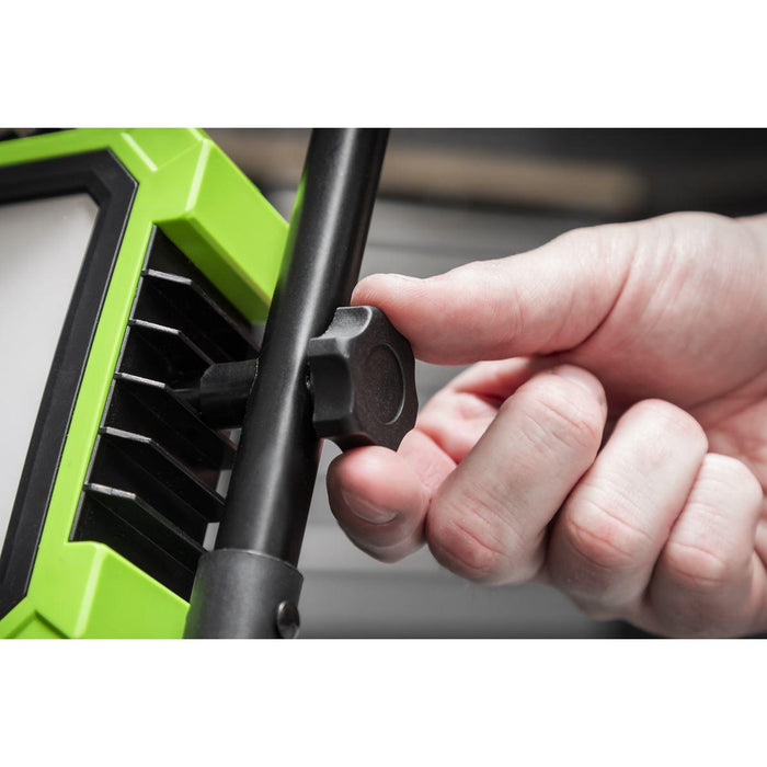 Sealey Portable Floodlight 50W SMD LED 230V LED50WL Sealey - Town Tools 
