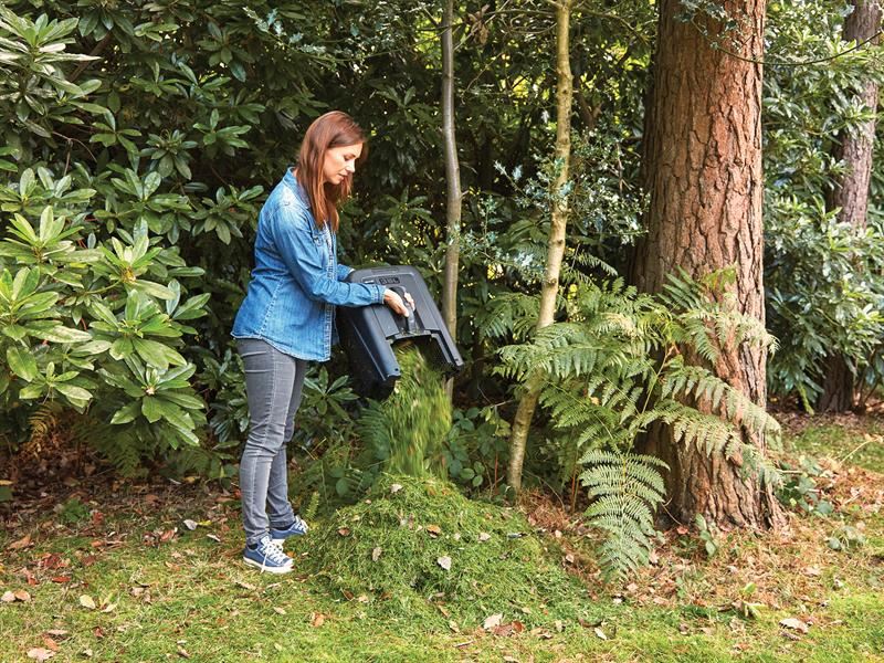 BLACK + DECKER BEMW451 Electric Lawnmower 32cm 1200W 240V BLACK + DECKER - Town Tools