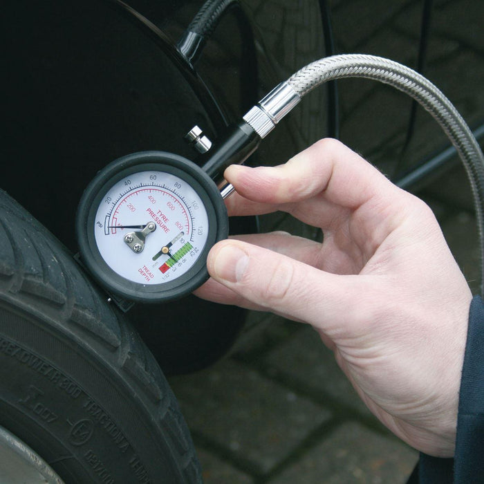 Sealey Tyre Pressure Gauge & Tyre Tread Depth Gauge Flexible Hose 0-8bar(0-120ps