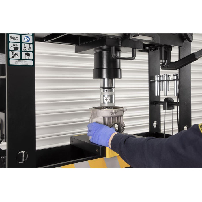 Viking Floor Type Air/Hydraulic Press with Sliding Ram and Foot Pedal 50 Tonne Viking - Town Tools 