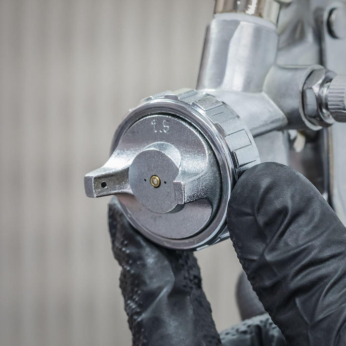 Sealey Gravity Feed Spray Gun 1.5mm Set-Up SSG503 Sealey - Town Tools 