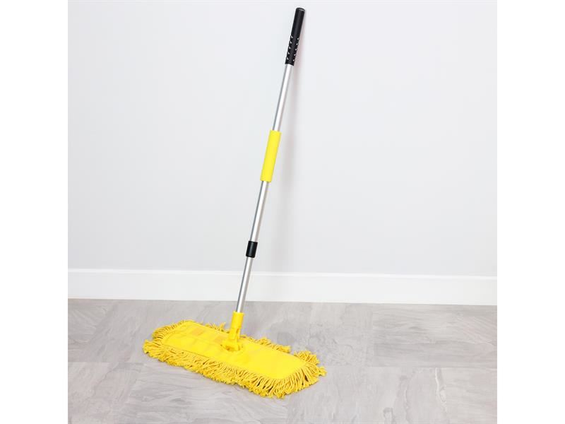 Bulldozer Heavy-Duty Floor Sweeper Ergo Handle Bulldozer - Town Tools
