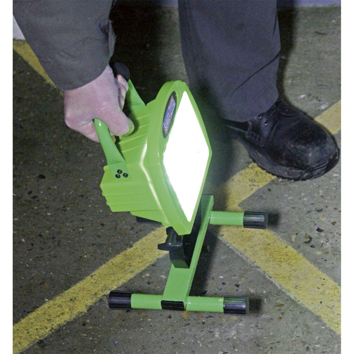 Sealey Rechargeable Portable Floodlight 108 LED Lithium-ion - Green LED108C Sealey - Town Tools 