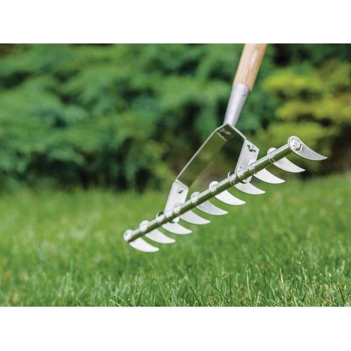 Kent & Stowe Stainless Steel Long Handled Scarifying Rake, FSC® Kent & Stowe - Town Tools