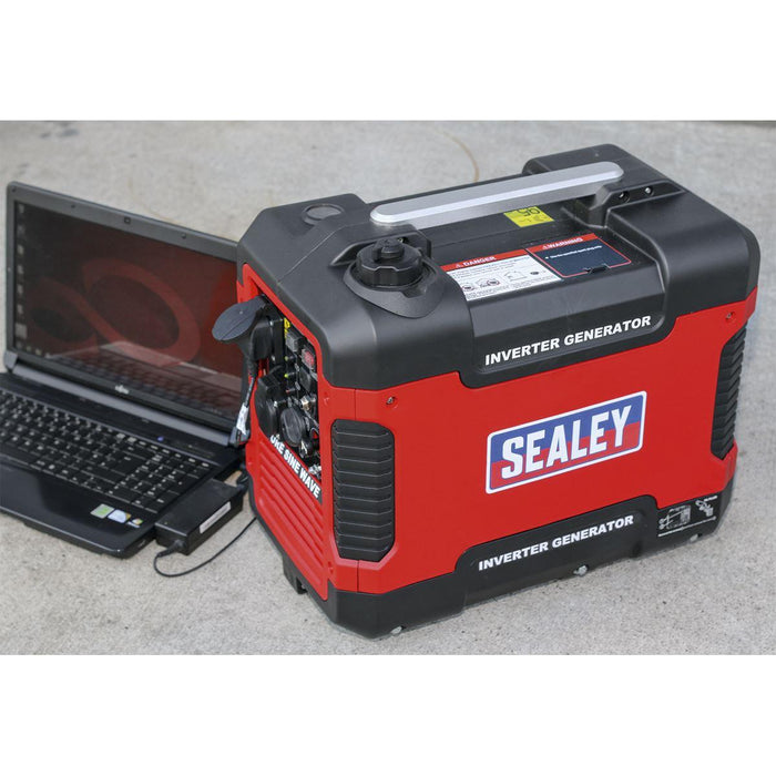 Sealey Inverter Generator 2000W 230V 4-Stroke Engine G2000I Sealey - Town Tools 