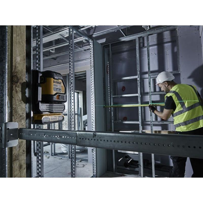 Dewalt Power Tools DCLE34021D1 XR Compact Cross Line Green Laser 18V 1 x 2.0Ah Li-ion DeWALT Power Tools - Town Tools