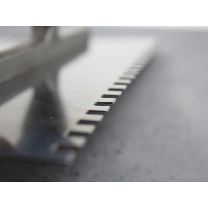 Faithfull Prestige Notched Trowel 275 x 115mm (11 x 4.1/2in) 6mm Notch Faithfull - Town Tools