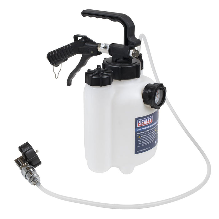 Sealey Pneumatic Brake & Clutch Bleeder 2.5L VS830 Sealey - Town Tools 