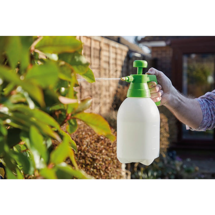 Draper Handheld Pump Action Pressure Sprayer, 2.5L - PS2.5/B