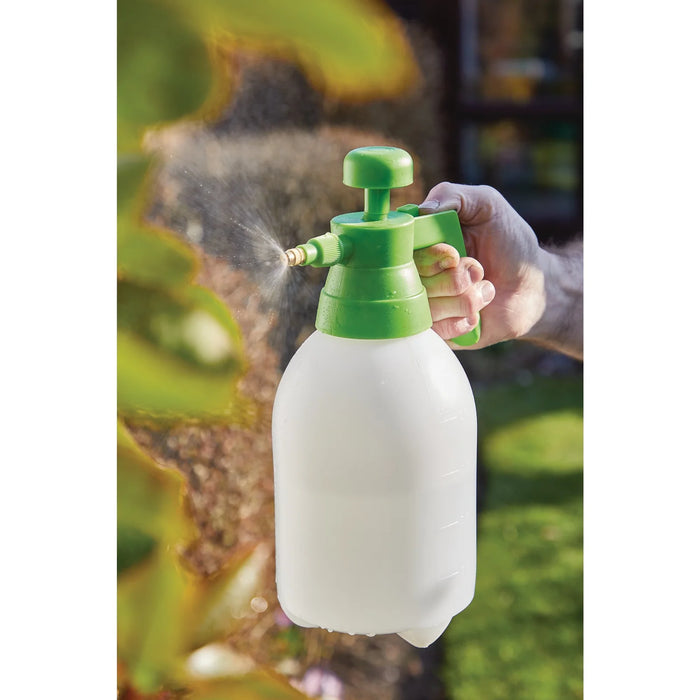 Draper Handheld Pump Action Pressure Sprayer, 2.5L - PS2.5/B