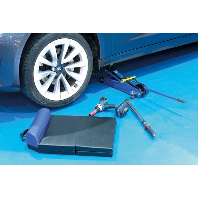 Laser Low Entry Trolley Jack - 2 Tonne Laser - Town Tools