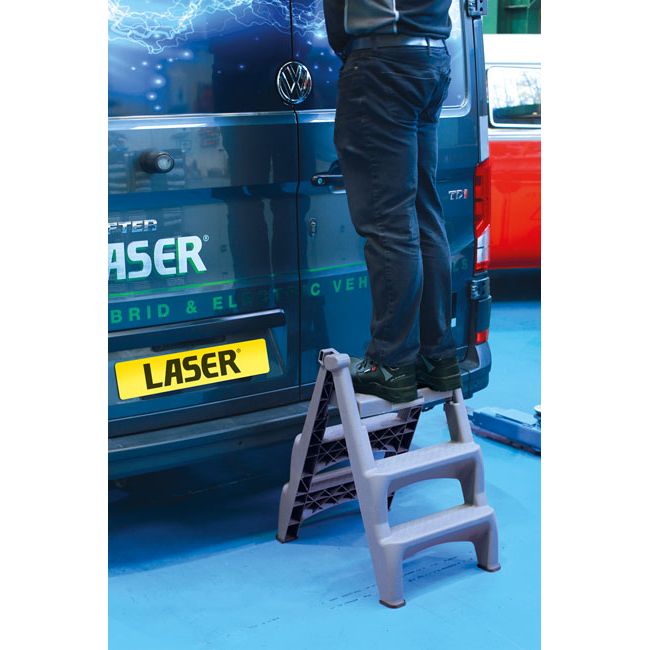 Laser Insulating Folding 3-Step Ladder Laser - Town Tools