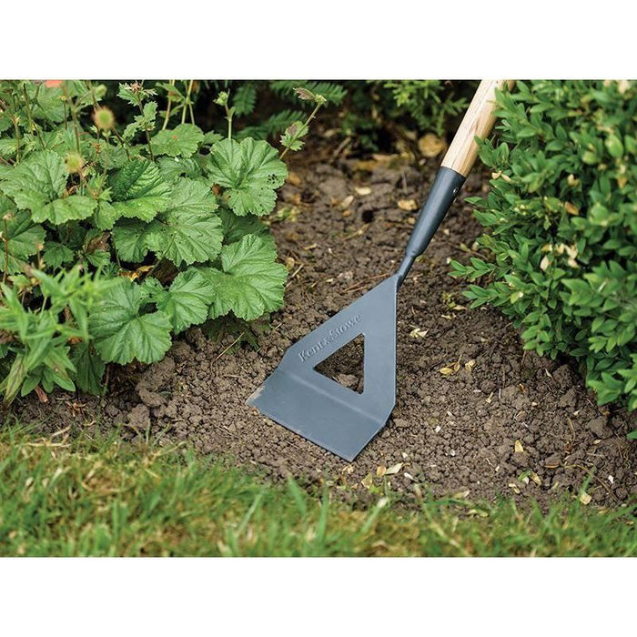 Kent & Stowe Long Handled Dutch Hoe Carbon Steel, FSC® Kent & Stowe - Town Tools