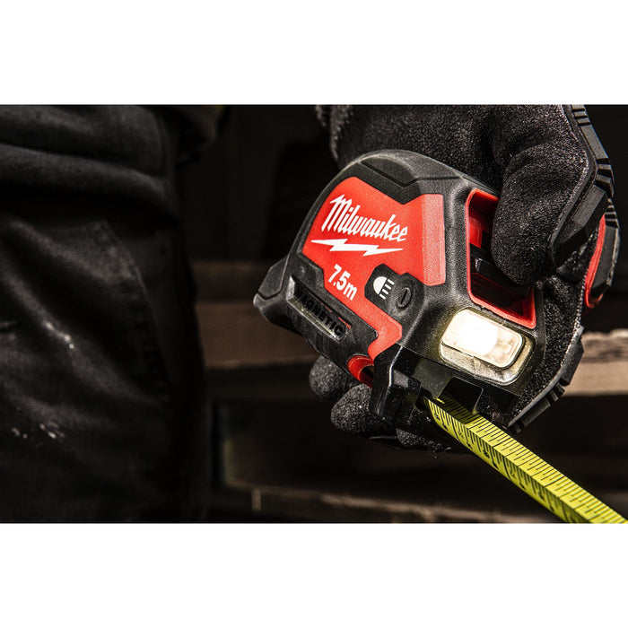 Milwaukee 7.5Mtr Tape Measure Magnetic Led 4932492469 Milwaukee - Town Tools 