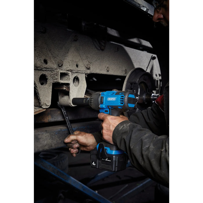D20 20V Brushless Mid-Torque Impact Wrench, 1/2" Sq. Dr., 400Nm, 2 x 4.0Ah