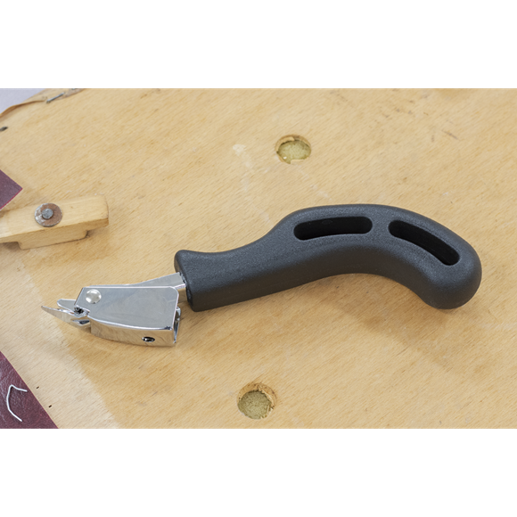 Sealey Staple Remover Heavy-Duty AK707 Sealey - Town Tools 