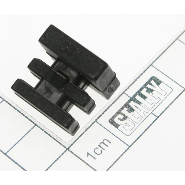 Sealey Plastic clip (belt guard)
