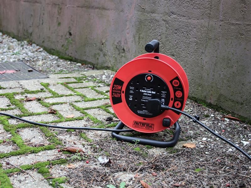 Faithfull Power Plus Open Cable Reel 240V 20m 13A 4 Socket (1.25mm Cable) Faithfull Power Plus - Town Tools