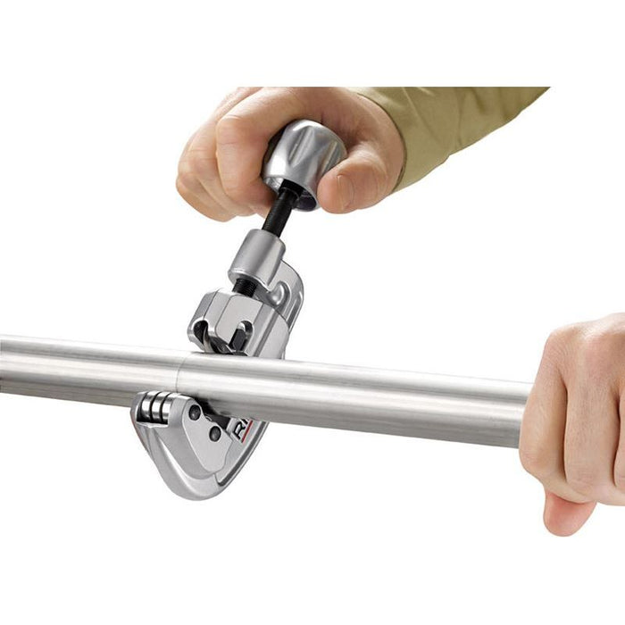 Ridgid 35S Stainless Steel Tube Cutter 5-35mm Capacity 29963 RIDGID - Town Tools