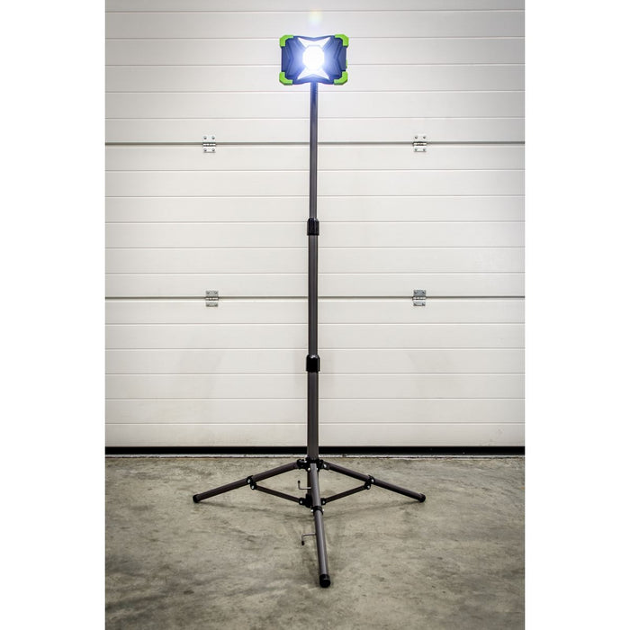 Sealey Portable Floodlight & Telescopic Tripod 30W COB LED LED3000PBKIT Sealey - Town Tools 