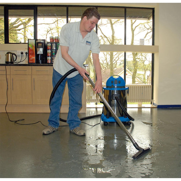 Draper Wet & Dry Vacuum Cleaner with Stainless Steel Tank, 50L, 1400W & 230V Pow Draper - Town Tools 