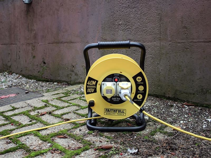 Faithfull Power Plus Open Cable Reel 110V 40m 16A 2 Socket (1.5mm Cable) Faithfull Power Plus - Town Tools