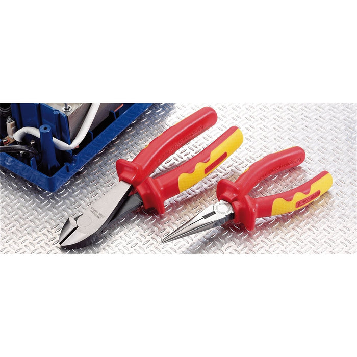 Draper VDE Approved Fully Insulated Long Nose Pliers, 160mm 69174 Draper - Town Tools 