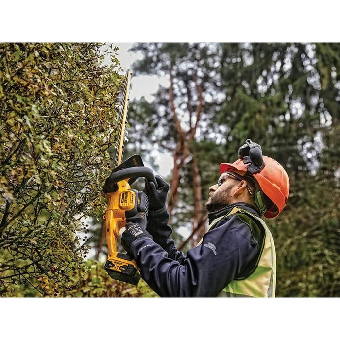 Dewalt Power Tools DCMHT563P1 XR Hedge Trimmer 18V 1 x 5.0Ah Li-ion DeWALT Power Tools - Town Tools