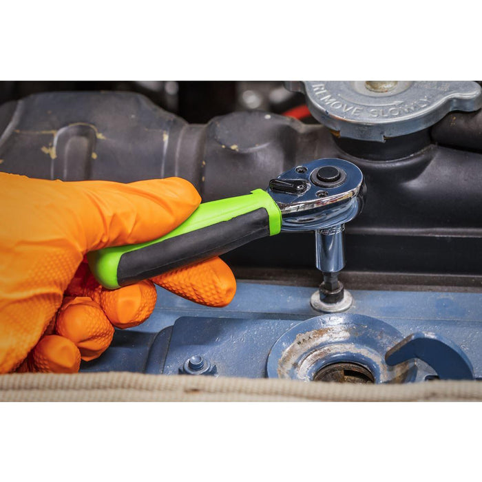 Siegen Siegen Stubby Ratchet Wrench with Flip Reverse 1/4"Sq Drive S01258 Siegen - Town Tools 