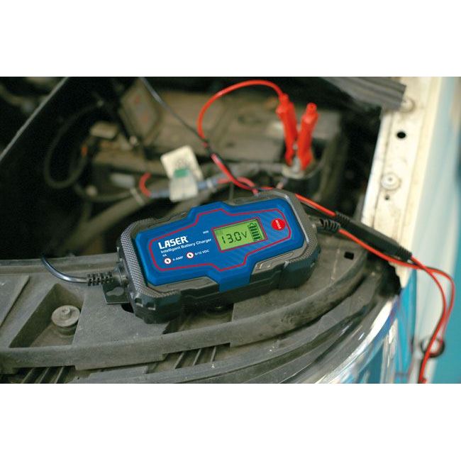 Laser Intelligent Battery Charger 4 - 120Ah 8699 Laser - Town Tools 