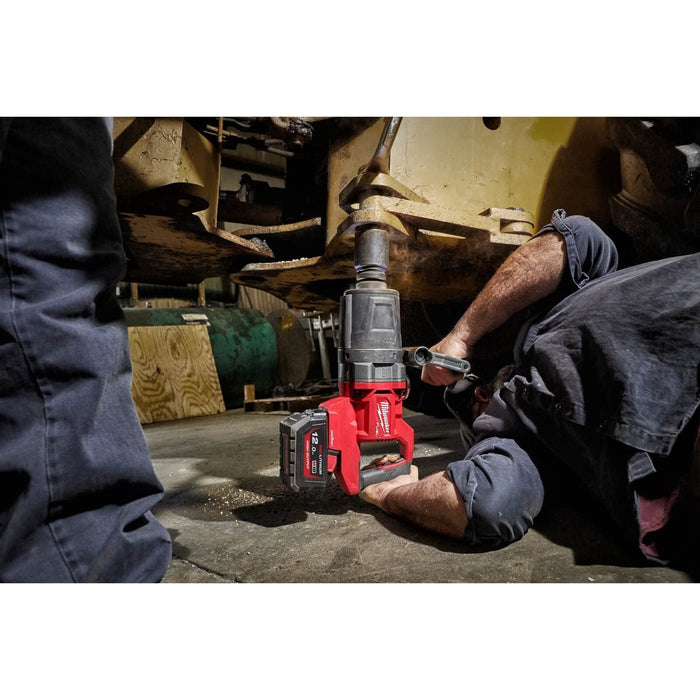 Milwaukee M18 FUEL ONE-KEY 1in. High Torque D-Handle Impact Wrench With Friction Ring And Extended Anvil Milwaukee - Town Tools 