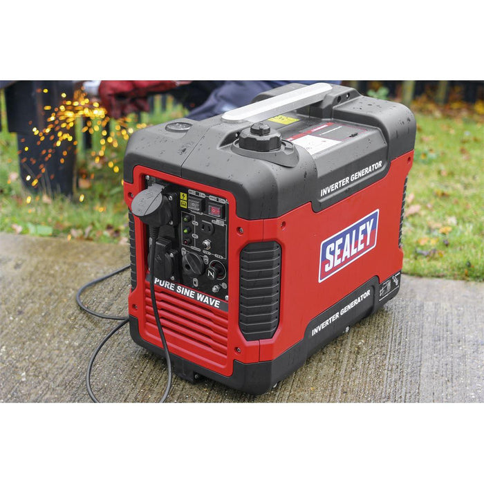 Sealey Inverter Generator 2000W 230V 4-Stroke Engine G2000I Sealey - Town Tools 