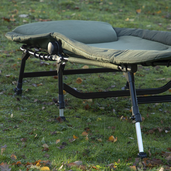 Dellonda Adjustable Bedchair with Fleece Mattress & Pillow DL78