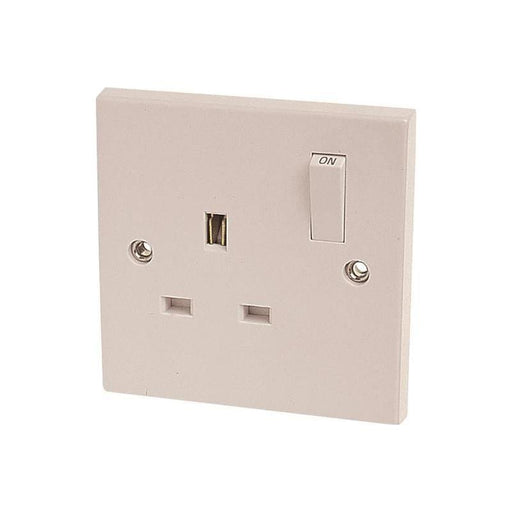 Dencon Switched Socket 1-Gang 13A Dencon - Town Tools
