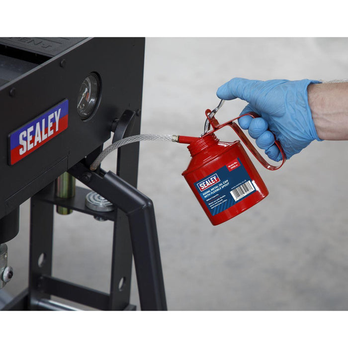 Sealey Metal Oil Can Flexible Spout 500ml TP05 Sealey - Town Tools 